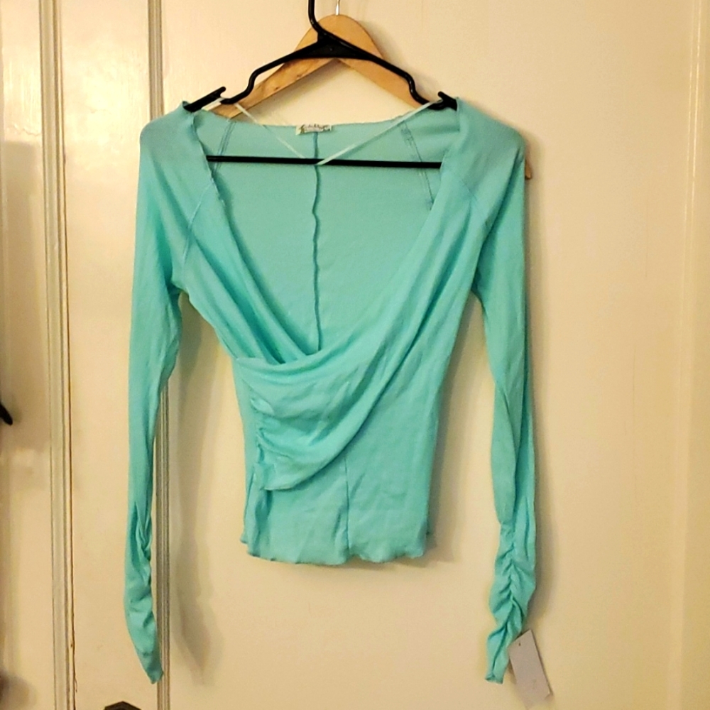 Nwt intimately free people layering top. Long sleeve. Small